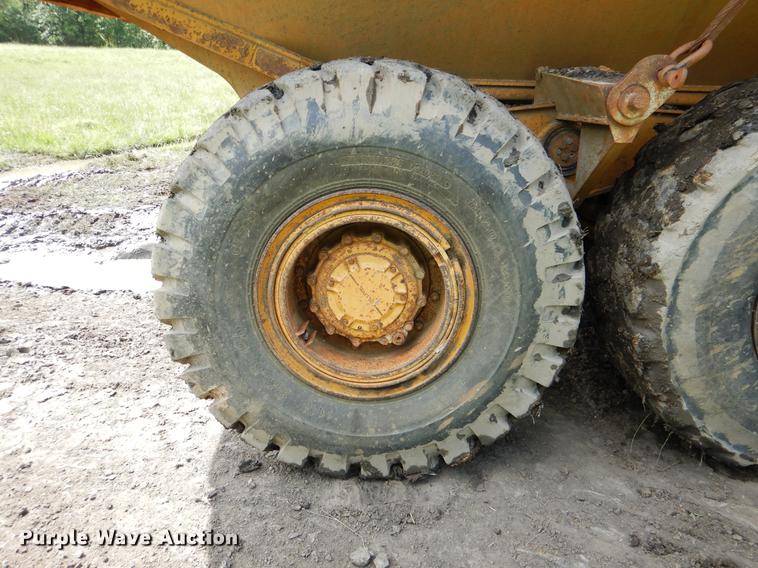 image for item DE3984 Caterpillar D250E articulated haul truck