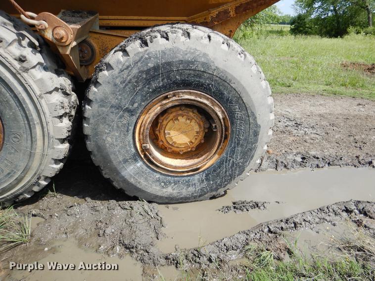 image for item DE3984 Caterpillar D250E articulated haul truck