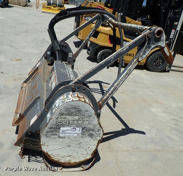 image for item DE5350 Loftness 71CCHS933J3 skid steer mulcher