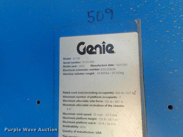image for item DE5353 2002 Genie S125 boom lift