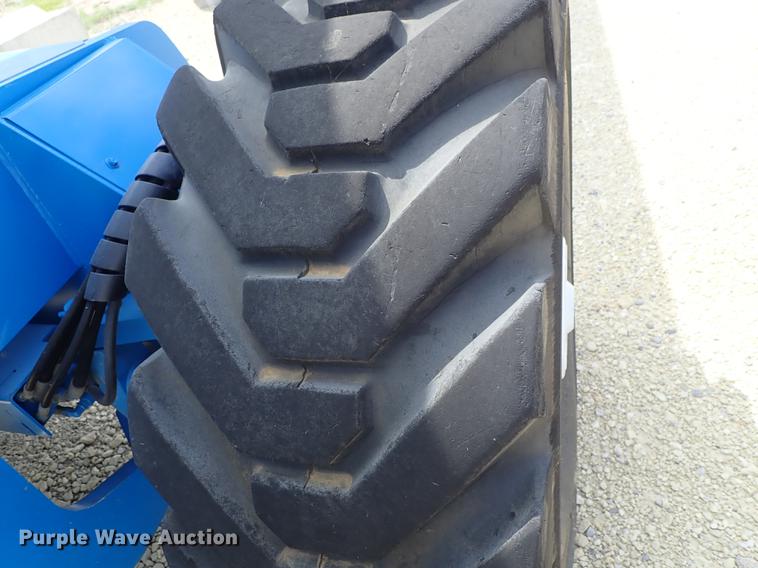 image for item DE5353 2002 Genie S125 boom lift