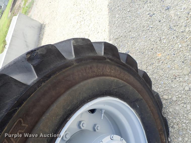 image for item DE5353 2002 Genie S125 boom lift