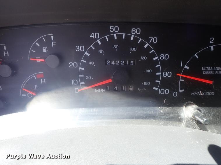 image for item DE5364 2008 Ford F750 Super Duty service truck with crane