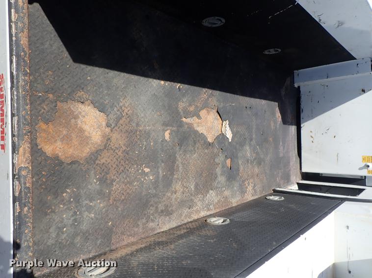 image for item DE5364 2008 Ford F750 Super Duty service truck with crane