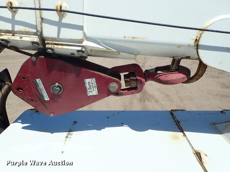 image for item DE5364 2008 Ford F750 Super Duty service truck with crane