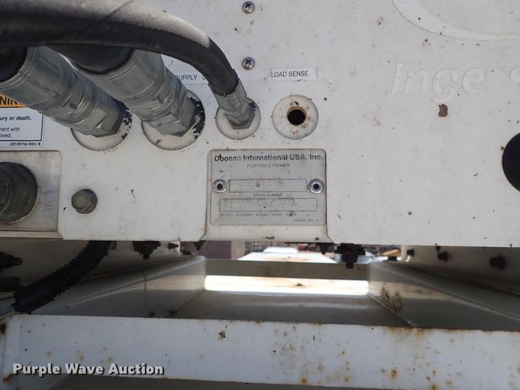 image for item DE5364 2008 Ford F750 Super Duty service truck with crane