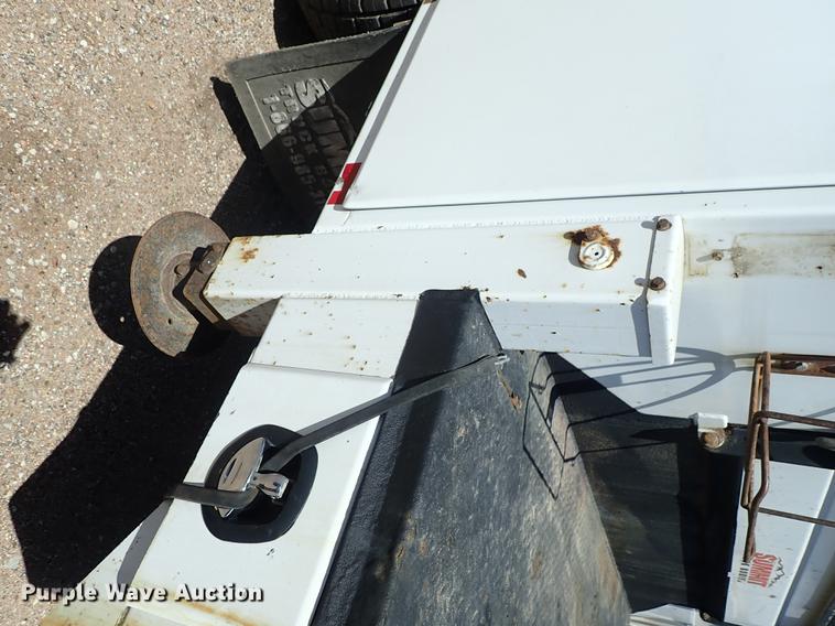 image for item DE5364 2008 Ford F750 Super Duty service truck with crane