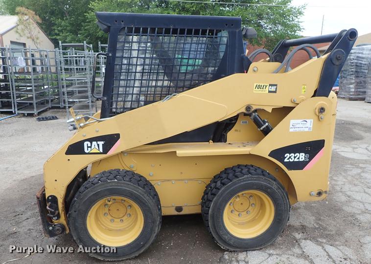 image for item DE5367 2008 Caterpillar 232B2 skid steer