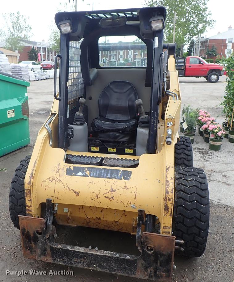 image for item DE5367 2008 Caterpillar 232B2 skid steer