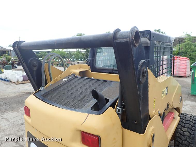 image for item DE5367 2008 Caterpillar 232B2 skid steer