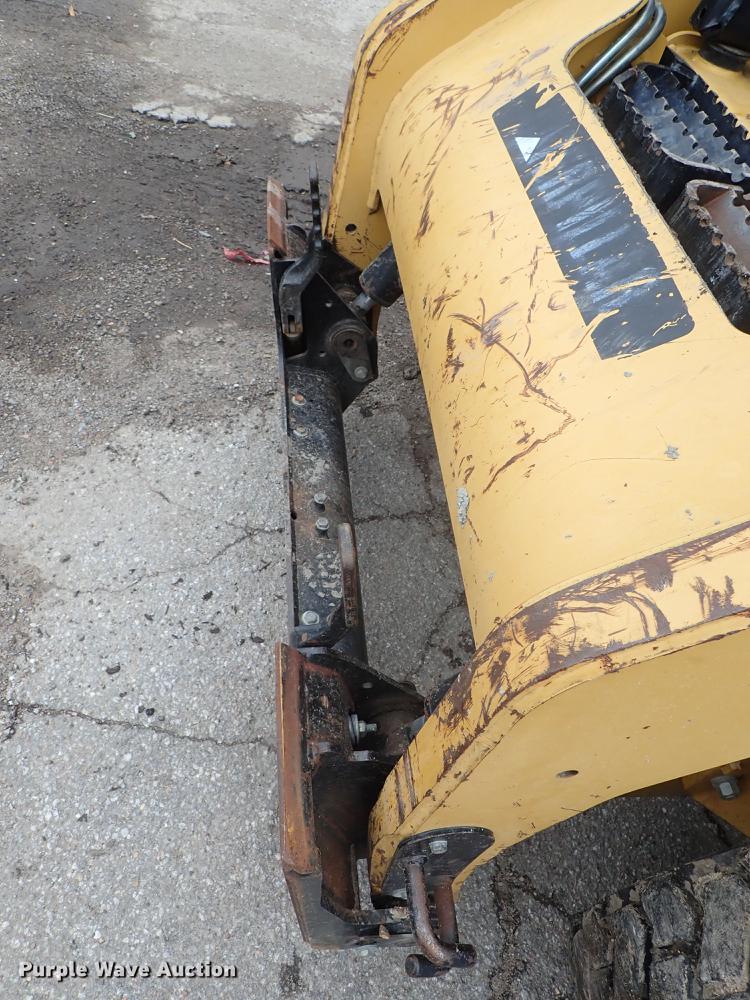 image for item DE5367 2008 Caterpillar 232B2 skid steer