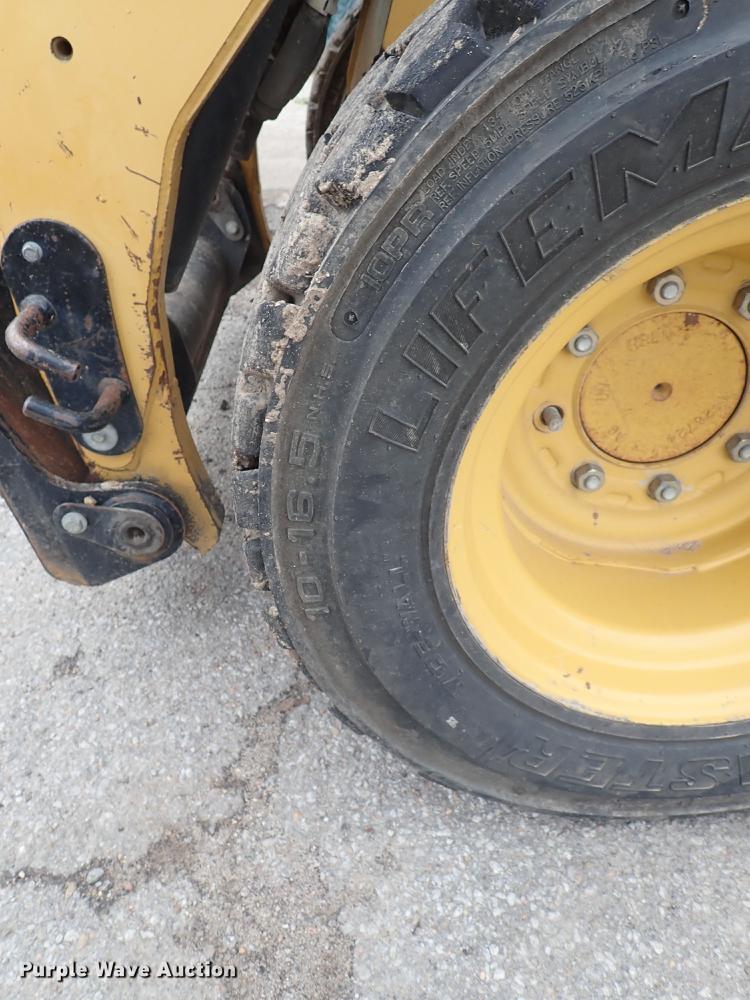 image for item DE5367 2008 Caterpillar 232B2 skid steer