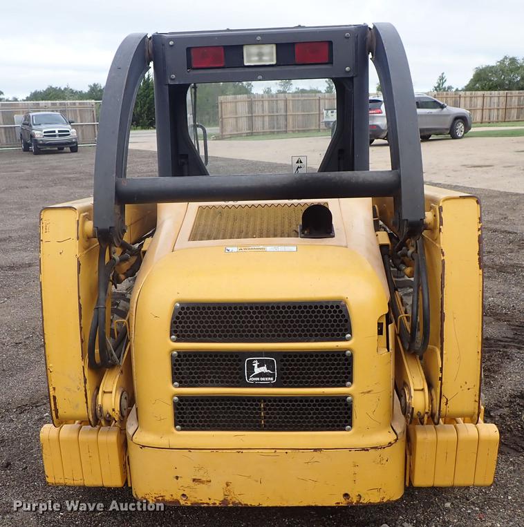 image for item DE5373 2000 John Deere 250 skid steer