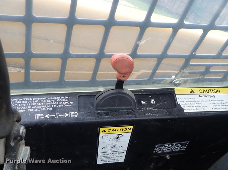 image for item DE5373 2000 John Deere 250 skid steer