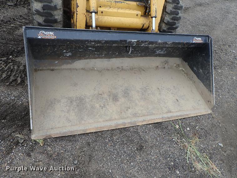 image for item DE5373 2000 John Deere 250 skid steer