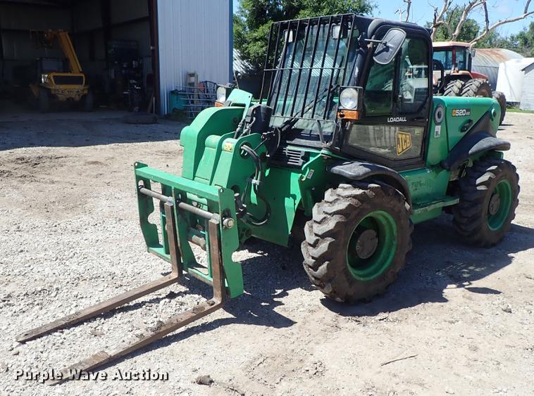 image for item DE5379 2013 JCB 520-50 telehandler
