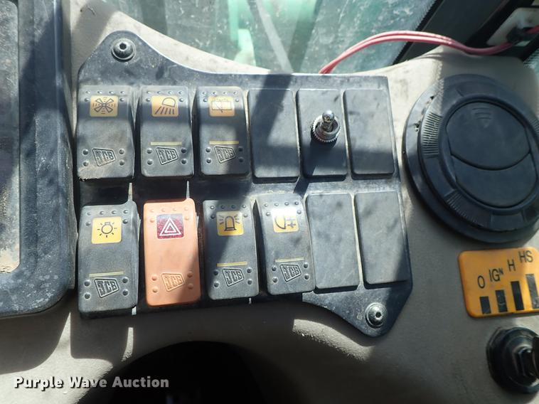 image for item DE5379 2013 JCB 520-50 telehandler