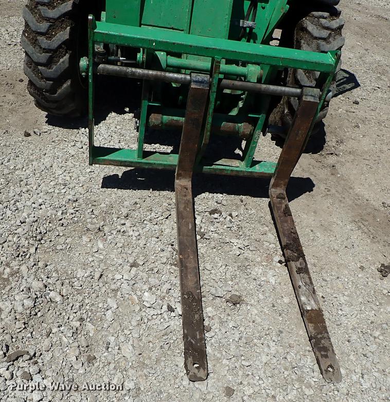 image for item DE5379 2013 JCB 520-50 telehandler