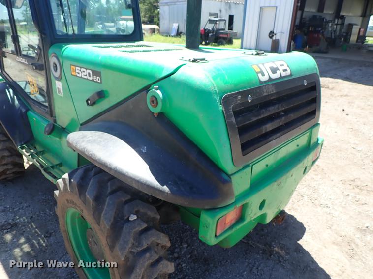 image for item DE5379 2013 JCB 520-50 telehandler