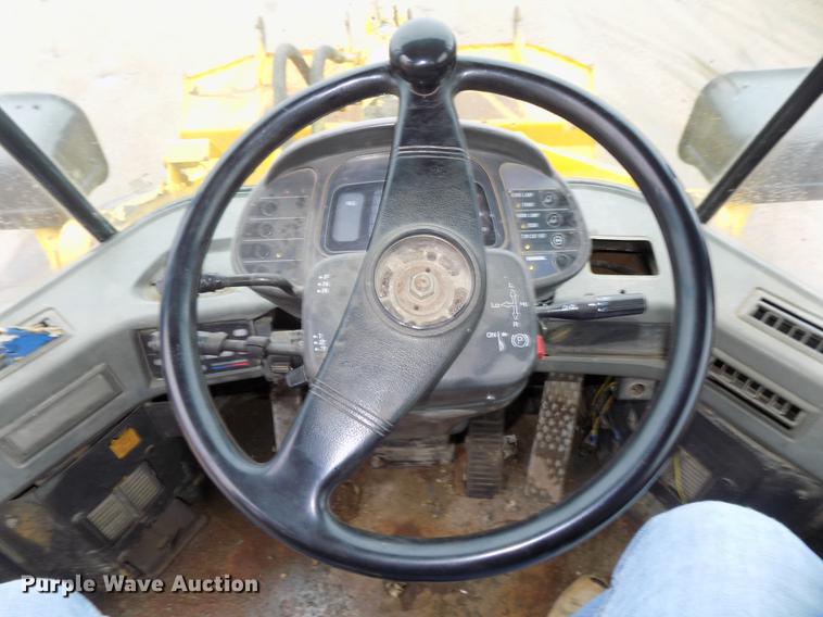 image for item DE7679 1999 Komatsu WA320-3MC wheel loader