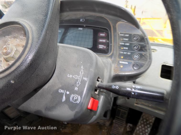 image for item DE7679 1999 Komatsu WA320-3MC wheel loader