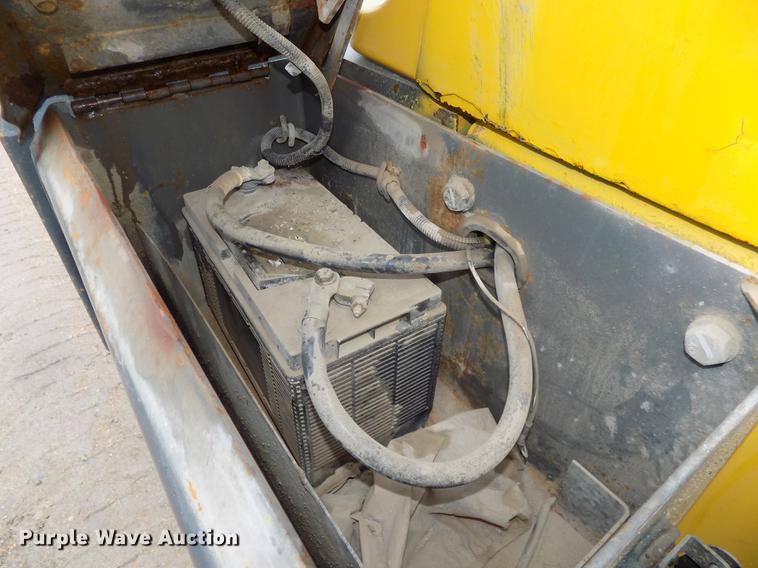 image for item DE7679 1999 Komatsu WA320-3MC wheel loader