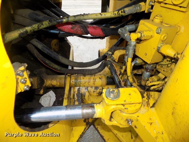 image for item DE7679 1999 Komatsu WA320-3MC wheel loader