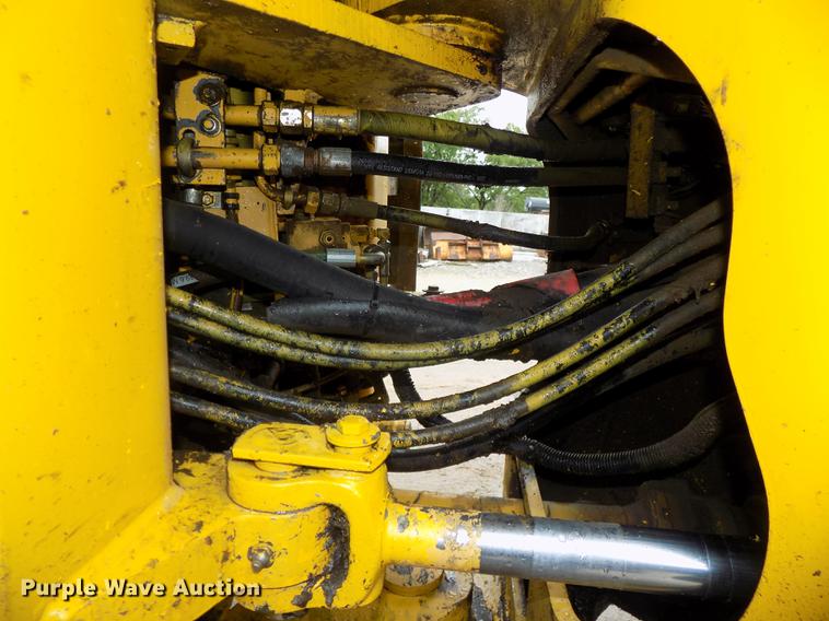 image for item DE7679 1999 Komatsu WA320-3MC wheel loader