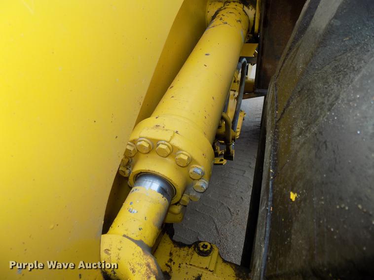 image for item DE7679 1999 Komatsu WA320-3MC wheel loader