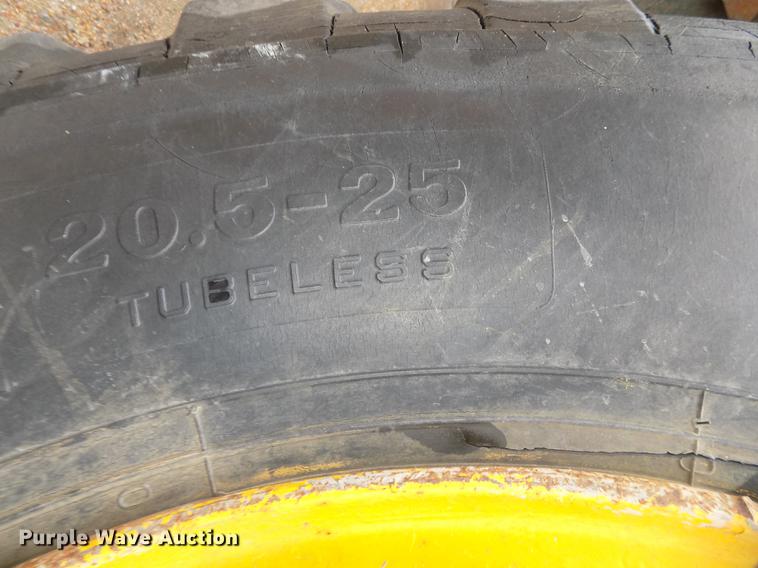 image for item DE7679 1999 Komatsu WA320-3MC wheel loader