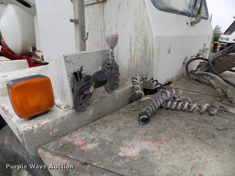 image for item DE7680 1994 Oshkosh S2146 ready mix truck