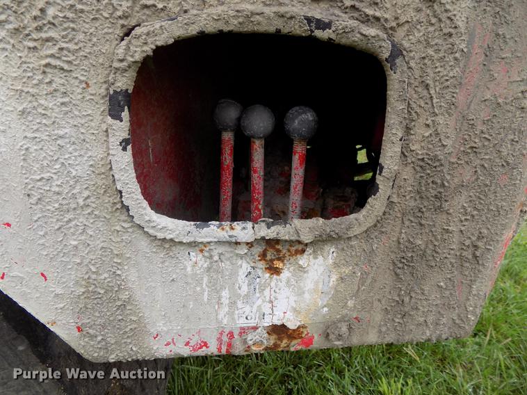 image for item DE7680 1994 Oshkosh S2146 ready mix truck