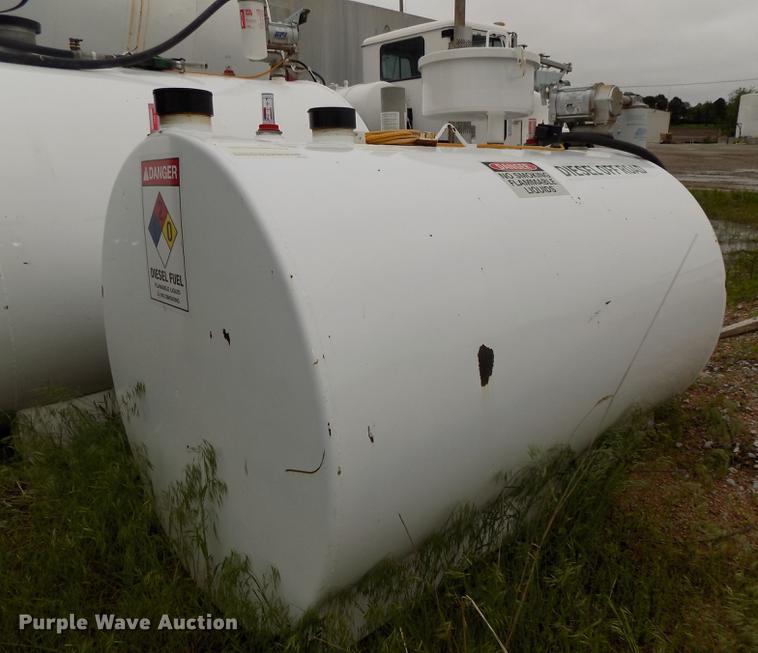 image for item DE7687 Kay fuel tank