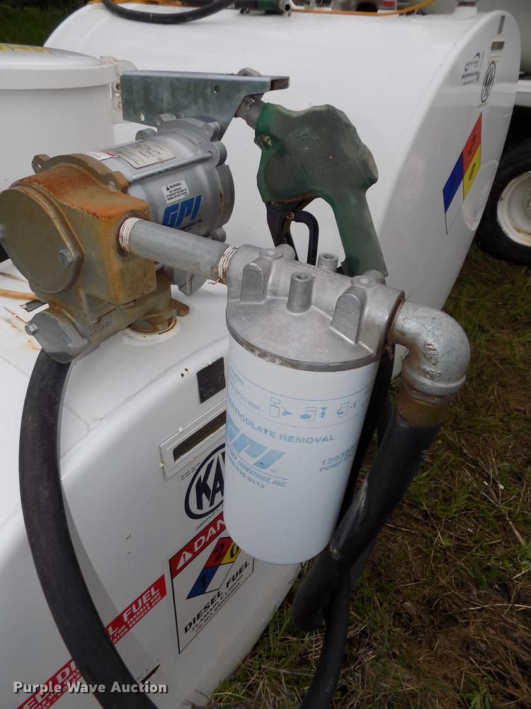 image for item DE7687 Kay fuel tank