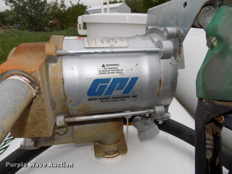 image for item DE7687 Kay fuel tank