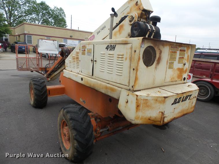 image for item DE7796 1995 JLG 40H boom lift