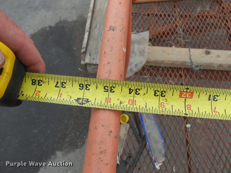 image for item DE7796 1995 JLG 40H boom lift