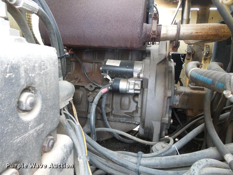 image for item DE7796 1995 JLG 40H boom lift