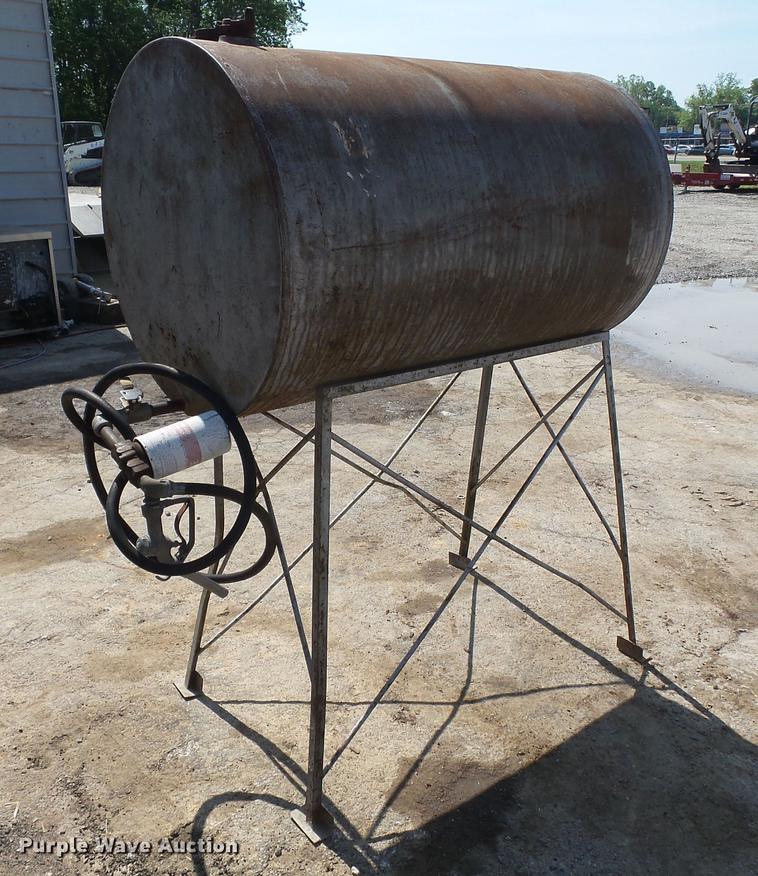 image for item DE7799 Steel fuel tank