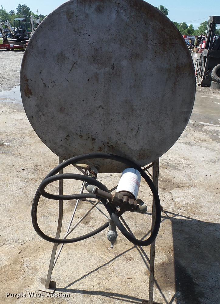 image for item DE7799 Steel fuel tank