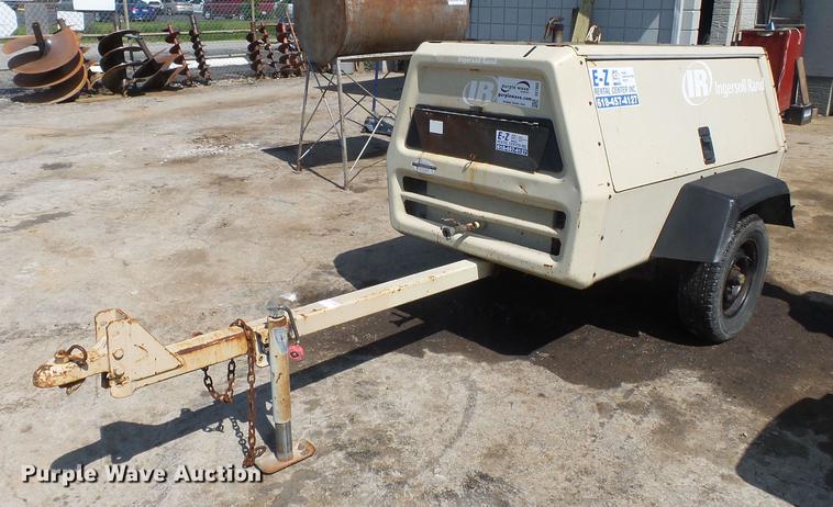 image for item DE7802 Ingersoll Rand 100 air compressor
