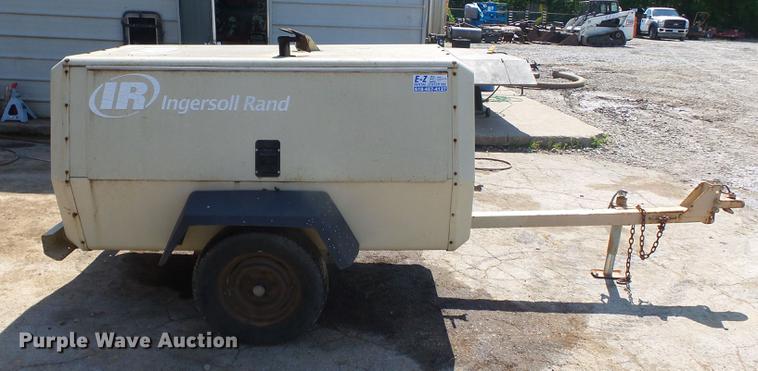 image for item DE7802 Ingersoll Rand 100 air compressor