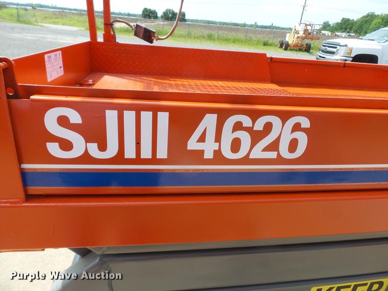 image for item DE7805 Sky Jack SJ4626 scissor lift