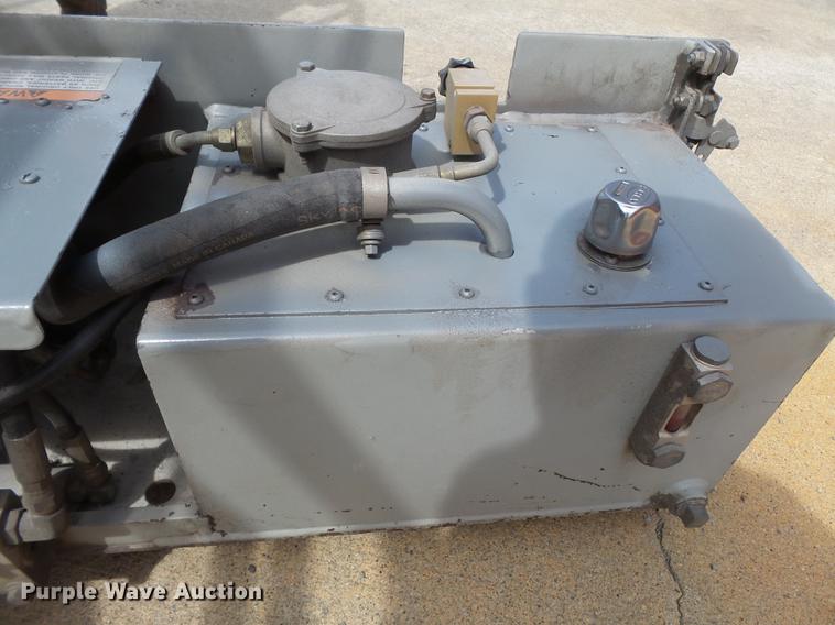 image for item DE7805 Sky Jack SJ4626 scissor lift