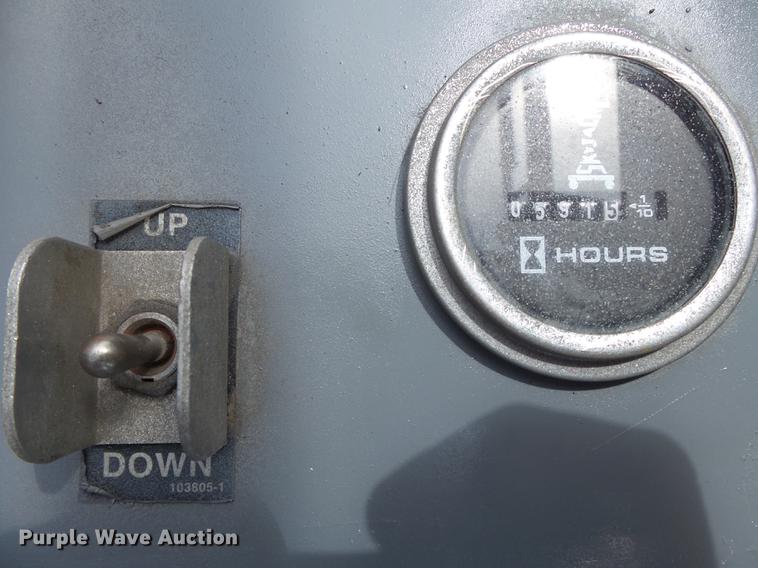 image for item DE7805 Sky Jack SJ4626 scissor lift