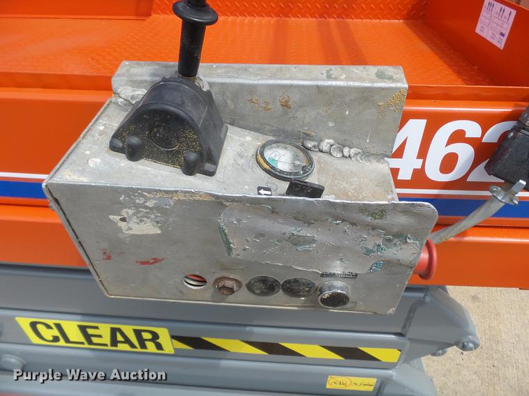 image for item DE7805 Sky Jack SJ4626 scissor lift