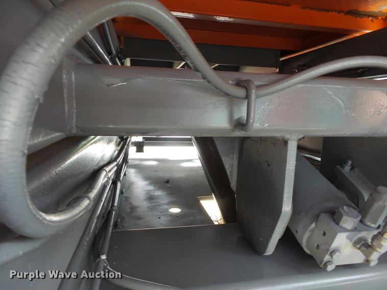 image for item DE7805 Sky Jack SJ4626 scissor lift