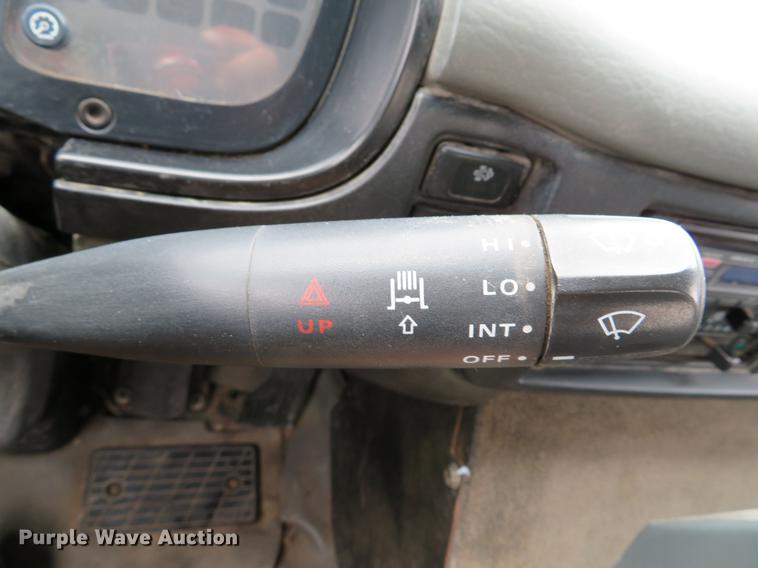 image for item DE8035 2008 Elgin Eagle Series F street sweeper truck