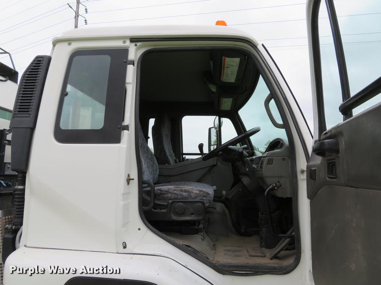 image for item DE8035 2008 Elgin Eagle Series F street sweeper truck