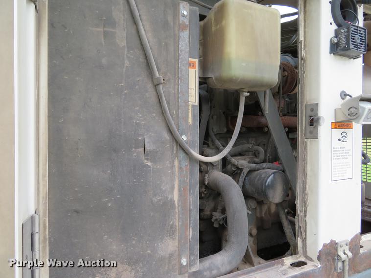 image for item DE8035 2008 Elgin Eagle Series F street sweeper truck